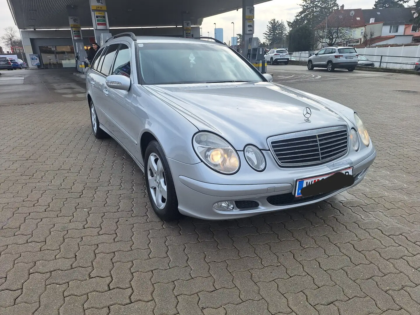 Mercedes-Benz E 220 T -Classic CDI Aut. pickerl 11/26 - 1