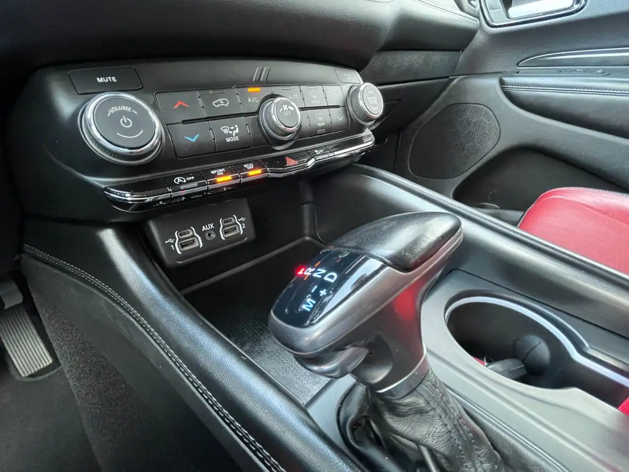 Dodge Durango 2021 — фото 15