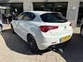 Alfa Romeo Giulietta 1.7 TBi Quad. V. LEER TREKHAAK APK Wit - thumbnail 10