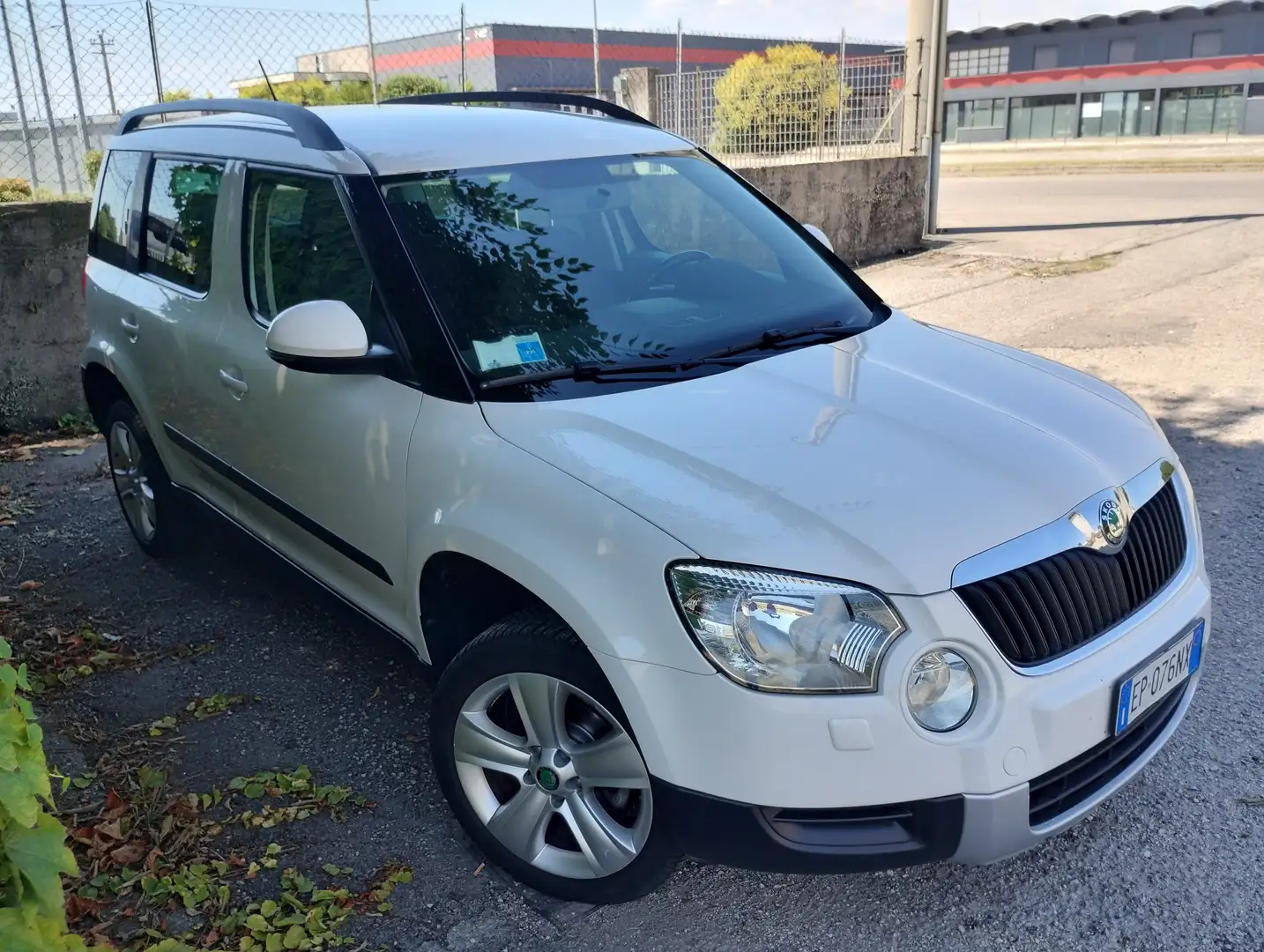 Skoda Yeti Yeti 1.2 tsi Ambition Bianco - 2