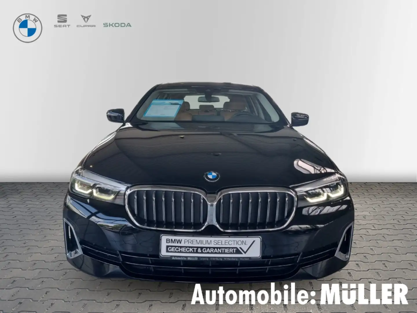 BMW 520 Luxury Line xDrive Touring Park-Assistent Luftfede Noir - 2