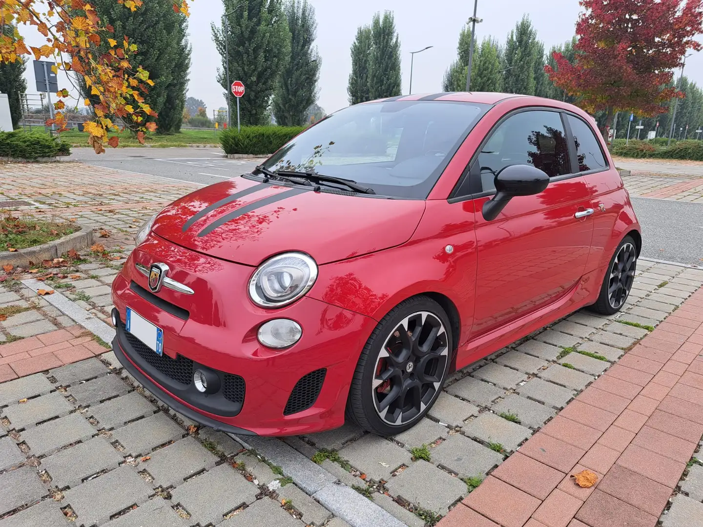 Abarth 500 500 1.4 16v turbo t-jet 135cv Rood - 1