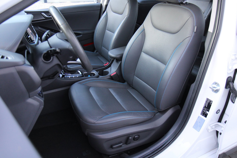 Hyundai IONIQ 1.6 GDi HEV Carplay Camera Trekhaak Leder !! — photo 9