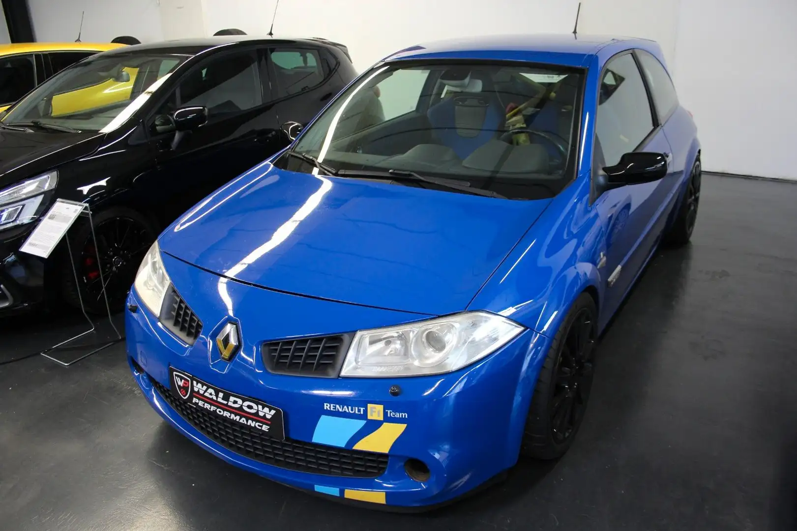Renault Megane Renault Megane Sport 2.0 16V F1 Team Bleu - 1