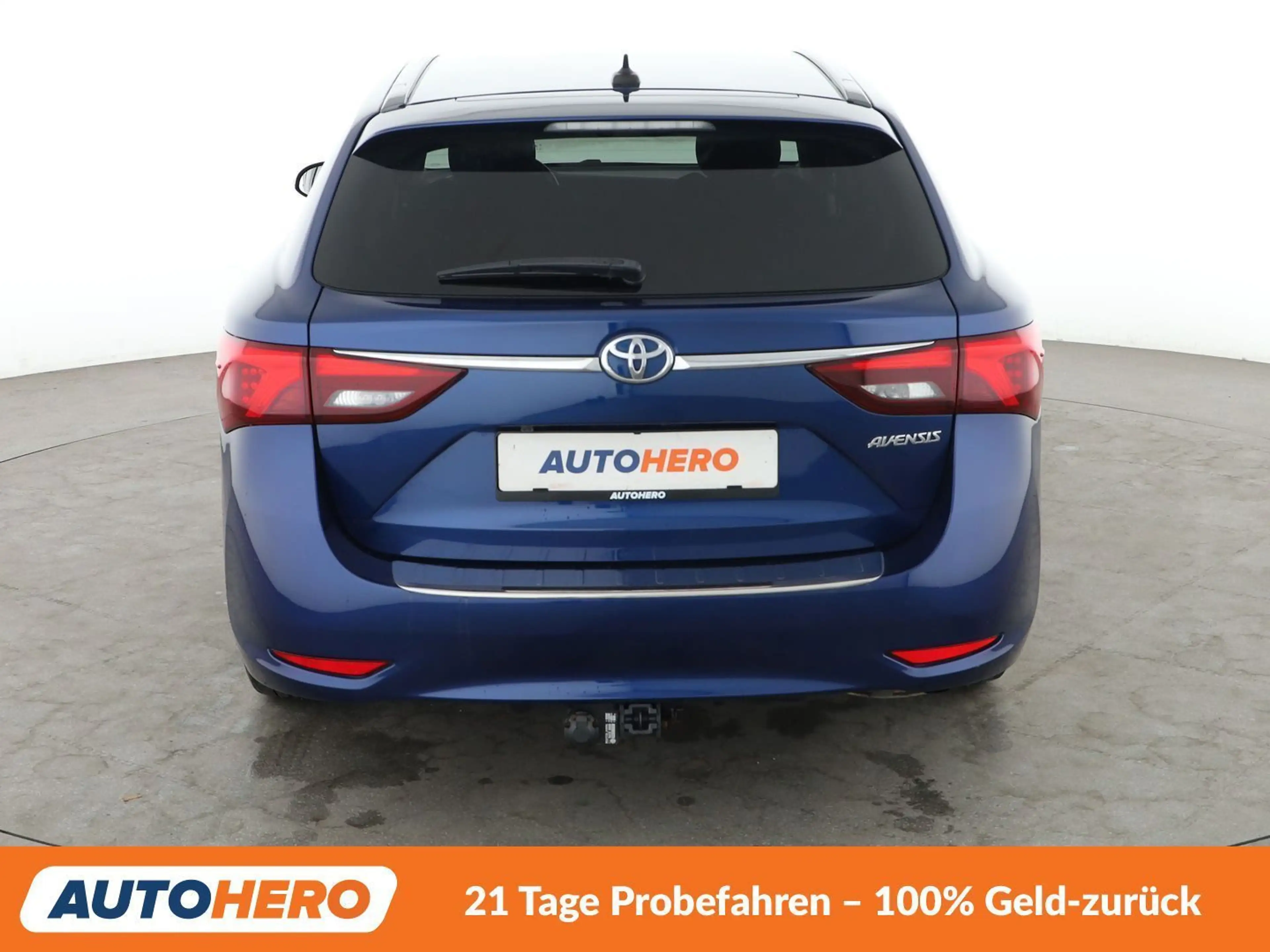 Toyota Avensis 1.8 Team D*NAVI*TEMPO*CAM*SHZ*AHK* — photo 5