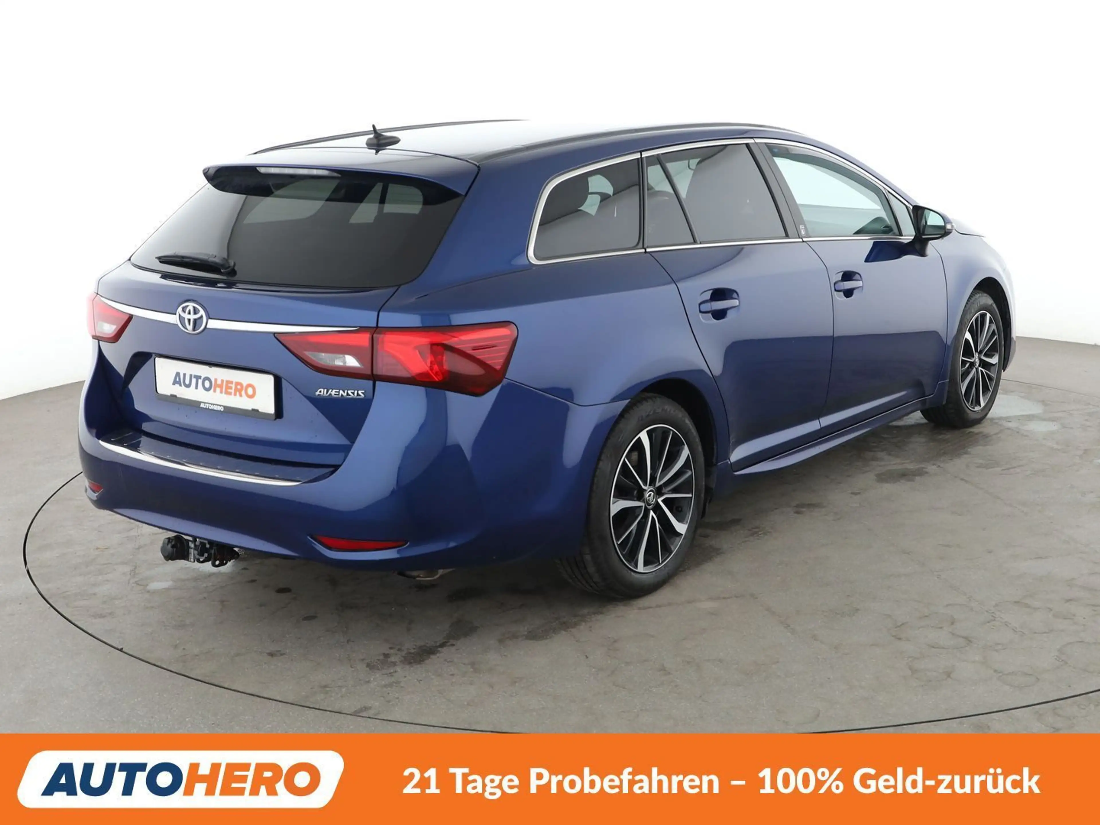 Toyota Avensis 1.8 Team D*NAVI*TEMPO*CAM*SHZ*AHK* — photo 6