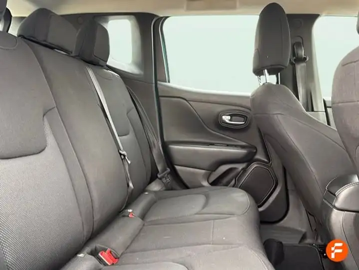 Jeep Renegade Limited 1.0G 120MT6 4x2 2022, foto 18