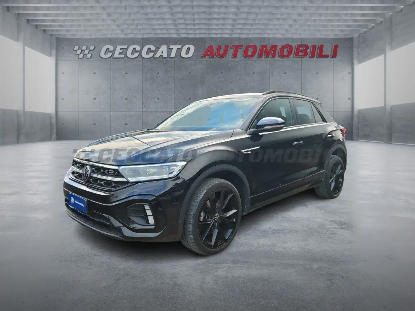 Volkswagen T-Roc I 2022 2.0 tdi R-Line 150cv dsg Zwart - 1