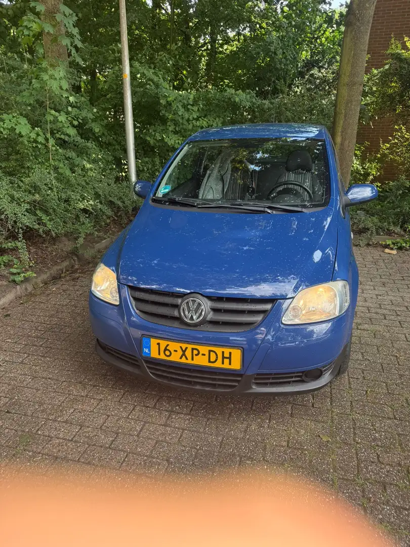 Volkswagen Fox 1.2 Trendline Azul - 1