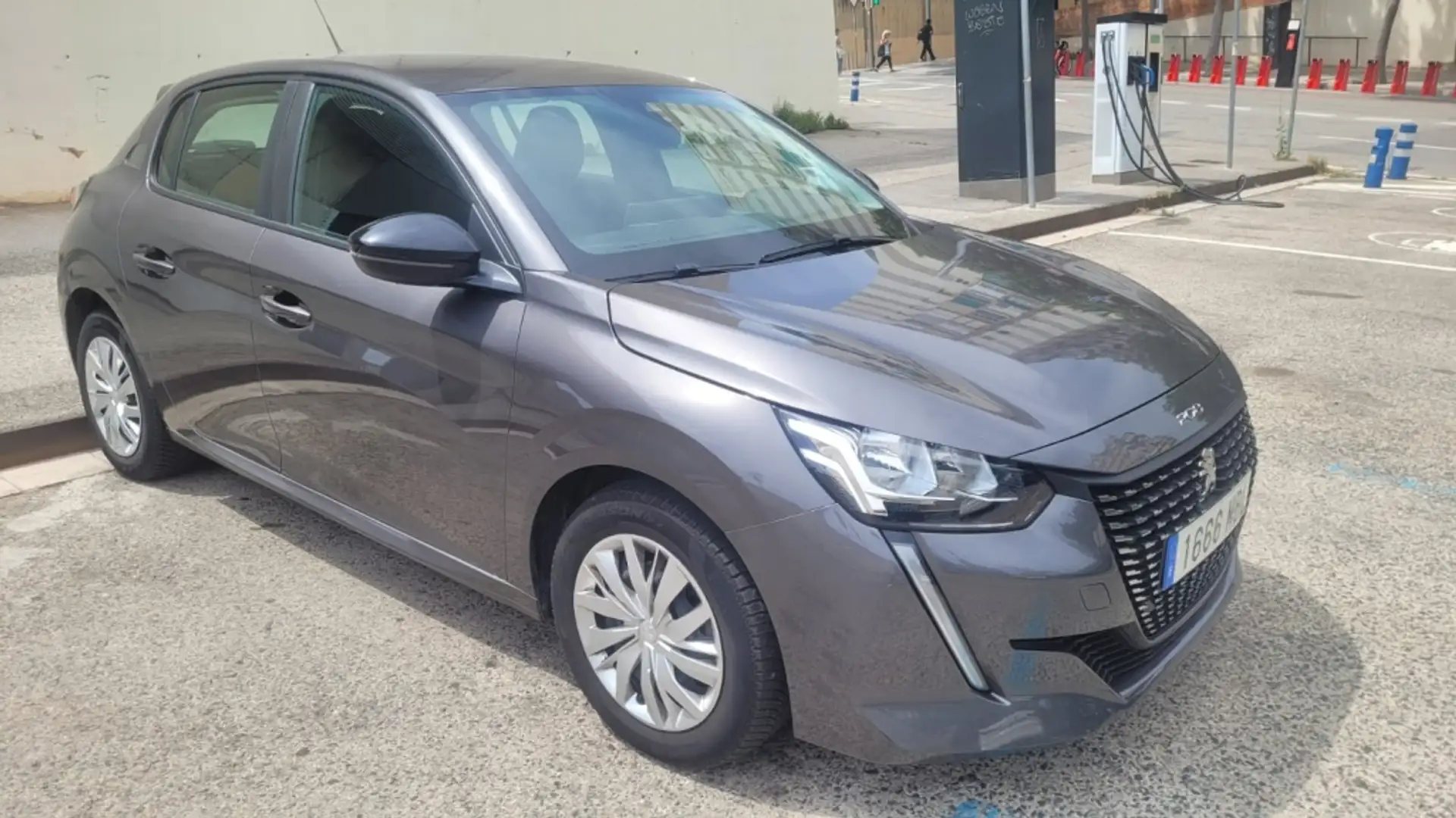 Peugeot 208 1.5 BlueHDi S&S Active Pack 100 Grijs - 2