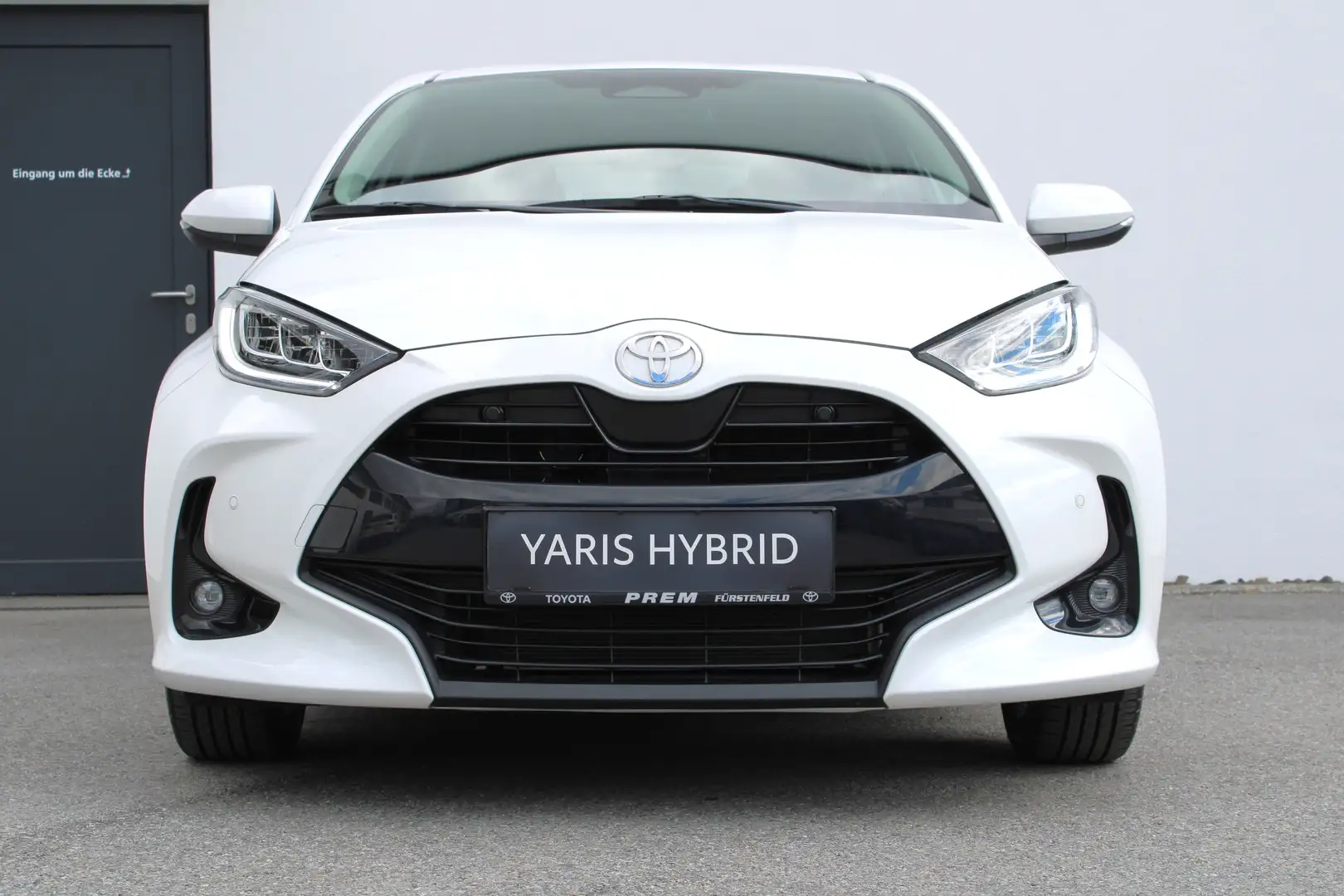 Toyota Yaris 1.5 HYBRID 115 Active Drive mit Safety Paket! Weiß - 1