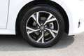 Toyota Yaris 1.5 HYBRID 115 Active Drive mit Safety Paket! Weiß - thumbnail 9