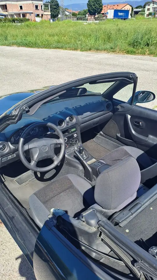 Mazda MX-5 1.6 Mid, foto 6