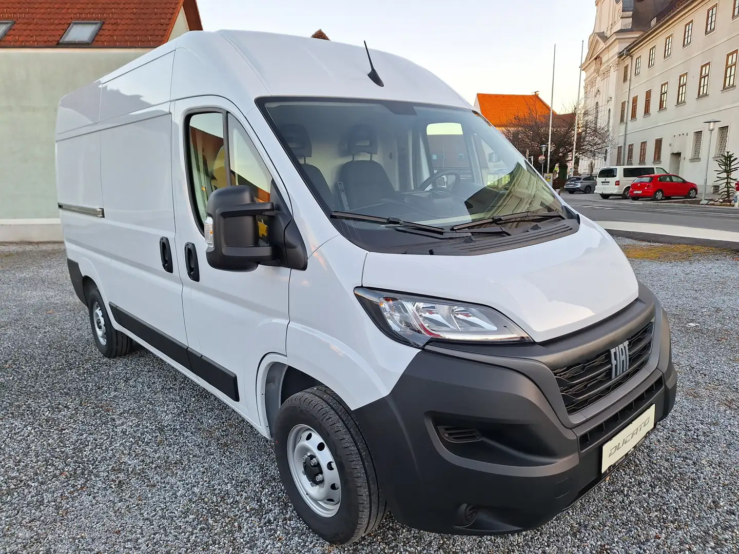 Fiat Ducato KW 120 L2H2 Serie 9 3300 Weiß - 2