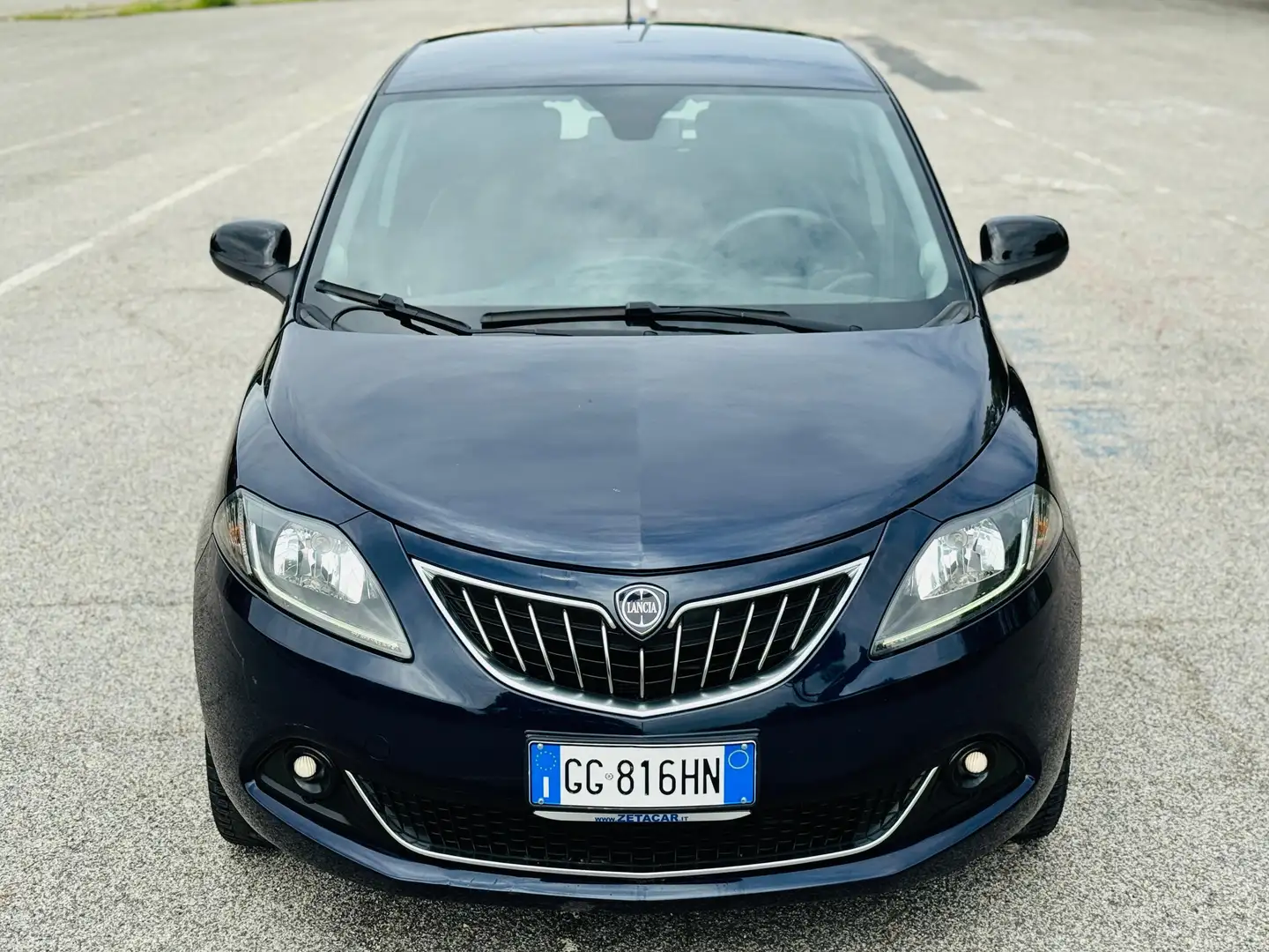Lancia Ypsilon Gold Hybrid -TUA SENZA VINCOLI- Bleu - 1