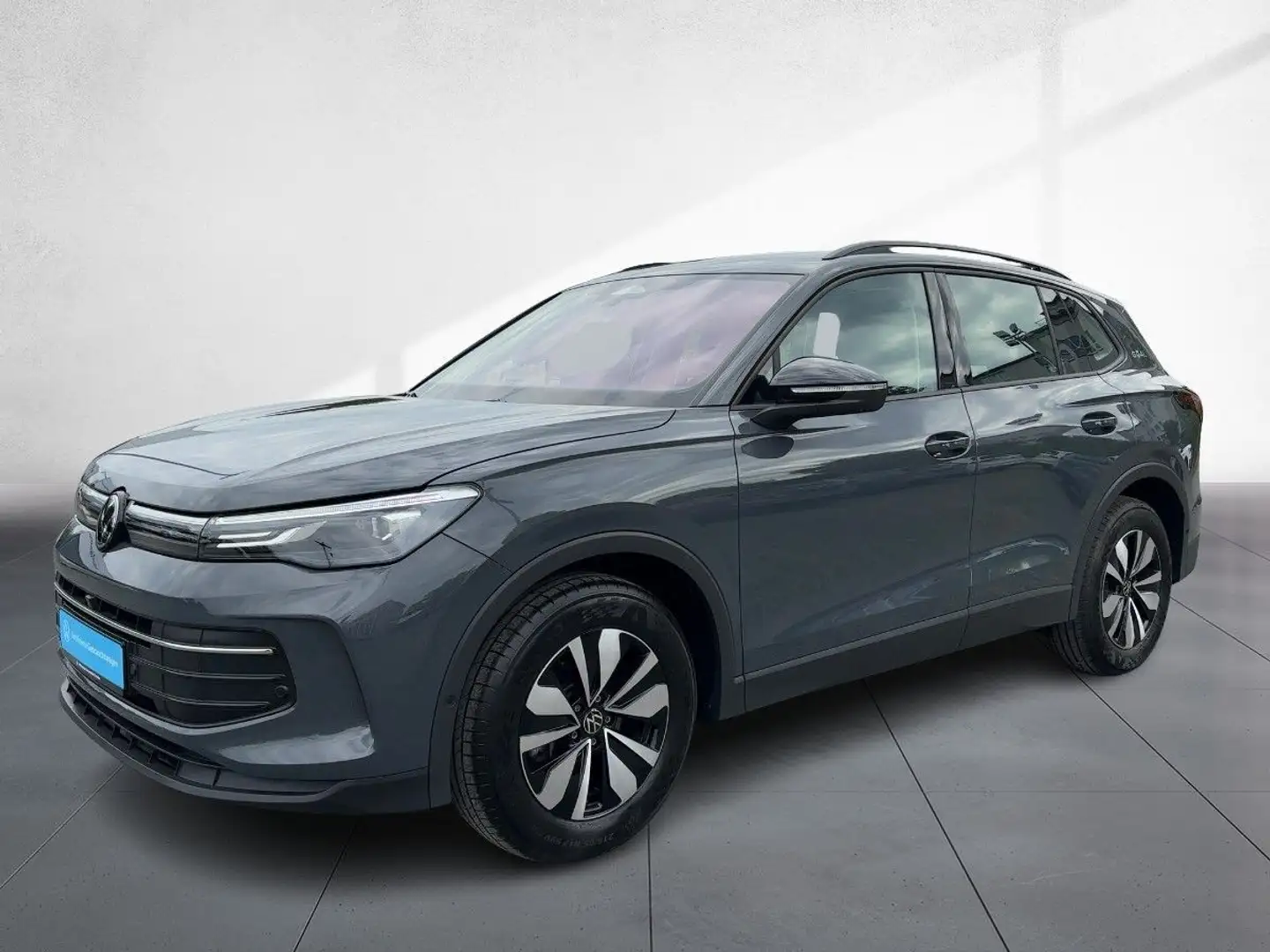 Volkswagen Tiguan GOAL 1.5 eTSI DSG AHZV AREA VIEW TRAVEL Grau - 2