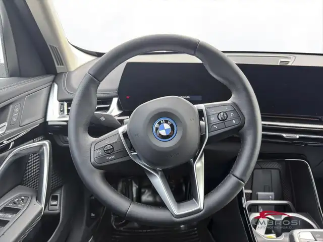 BMW Ix1 view 12