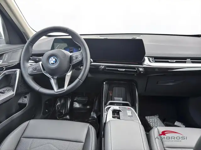 BMW Ix1 view 13