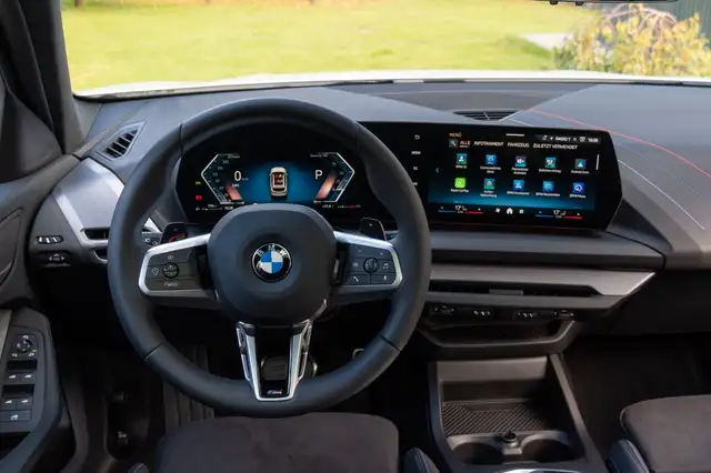 BMW M view 8