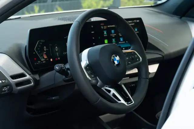 BMW M view 11