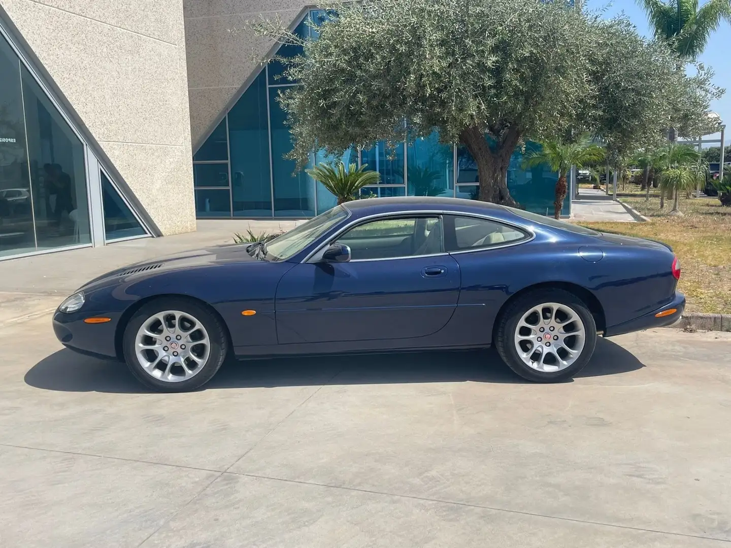 Jaguar XKR 4.0 363cv coupe Azul - 2