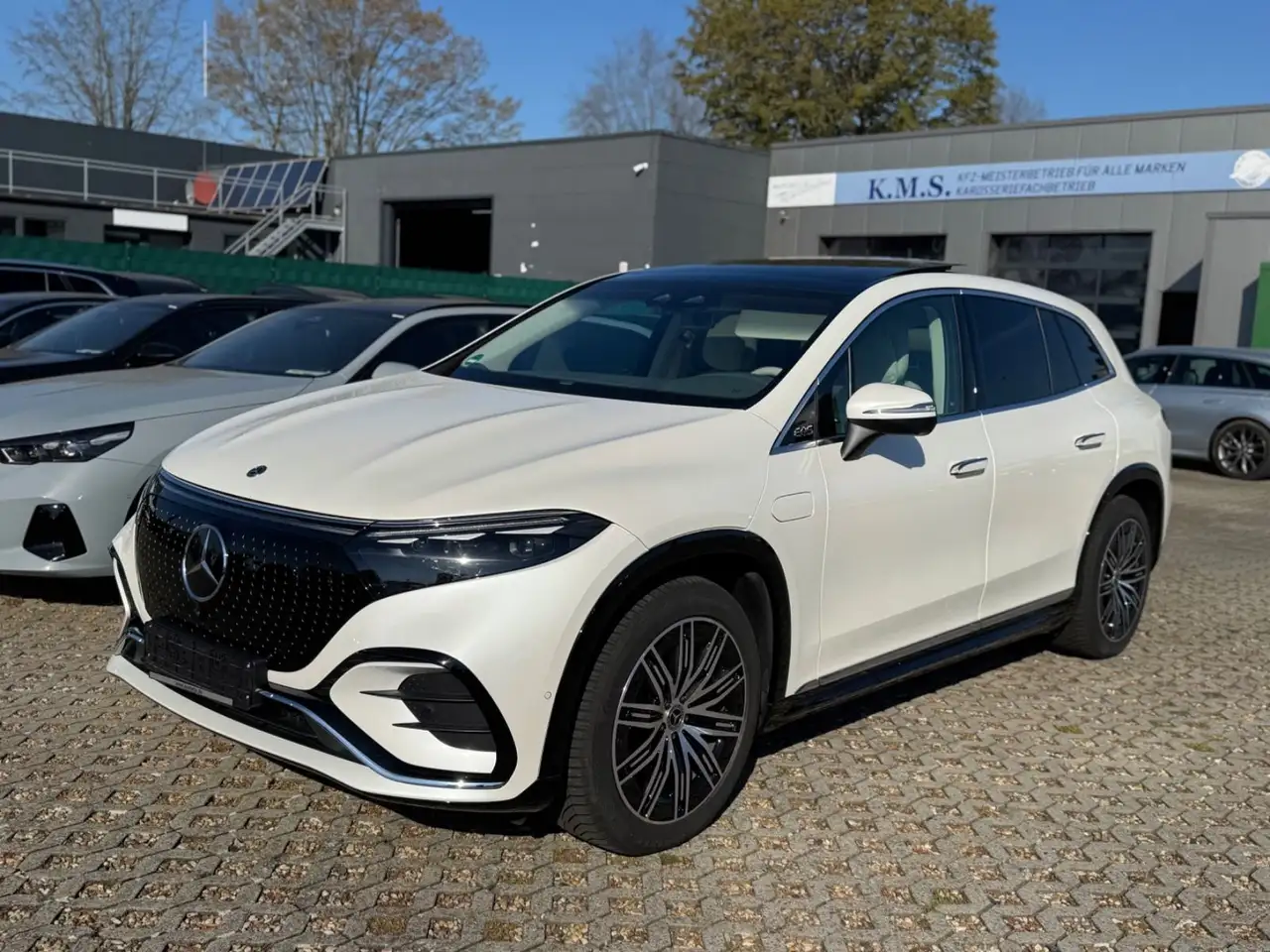 Mercedes-Benz EQS