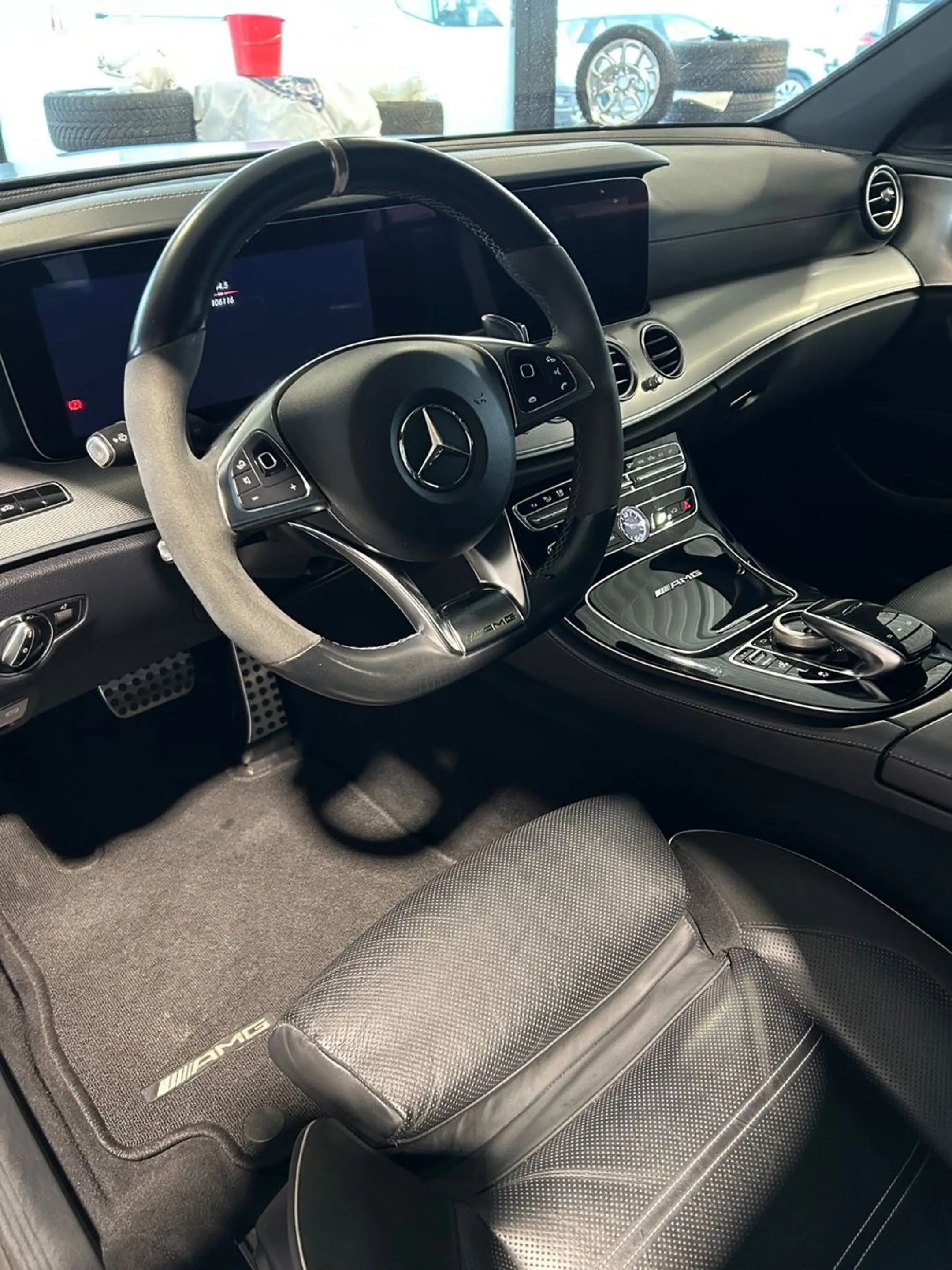 Mercedes-Benz E 63 AMG E 63 S AMG T Schiebed. 20 Zoll HUD Multib. Night — photo 14