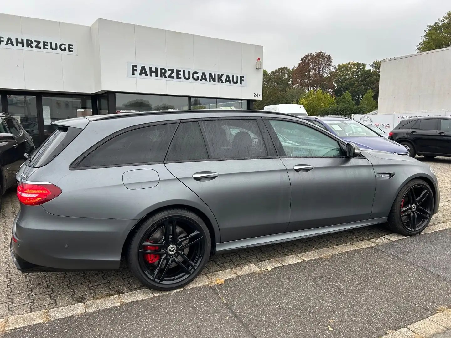 Mercedes-Benz E 63 AMG E 63 S AMG T Schiebed. 20 Zoll HUD Multib. Night Grau - 2
