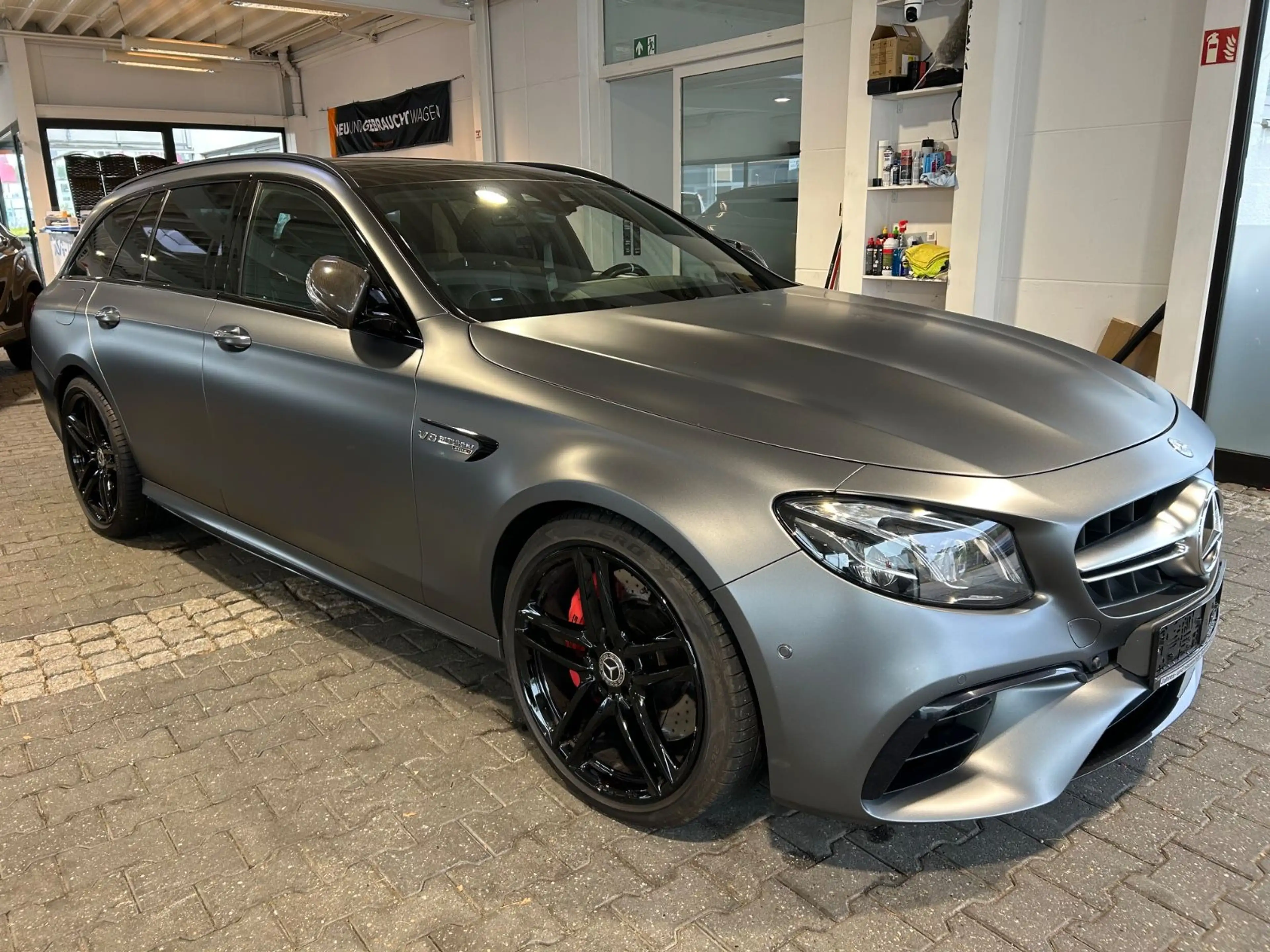 Mercedes-Benz E 63 AMG E 63 S AMG T Schiebed. 20 Zoll HUD Multib. Night — photo 10