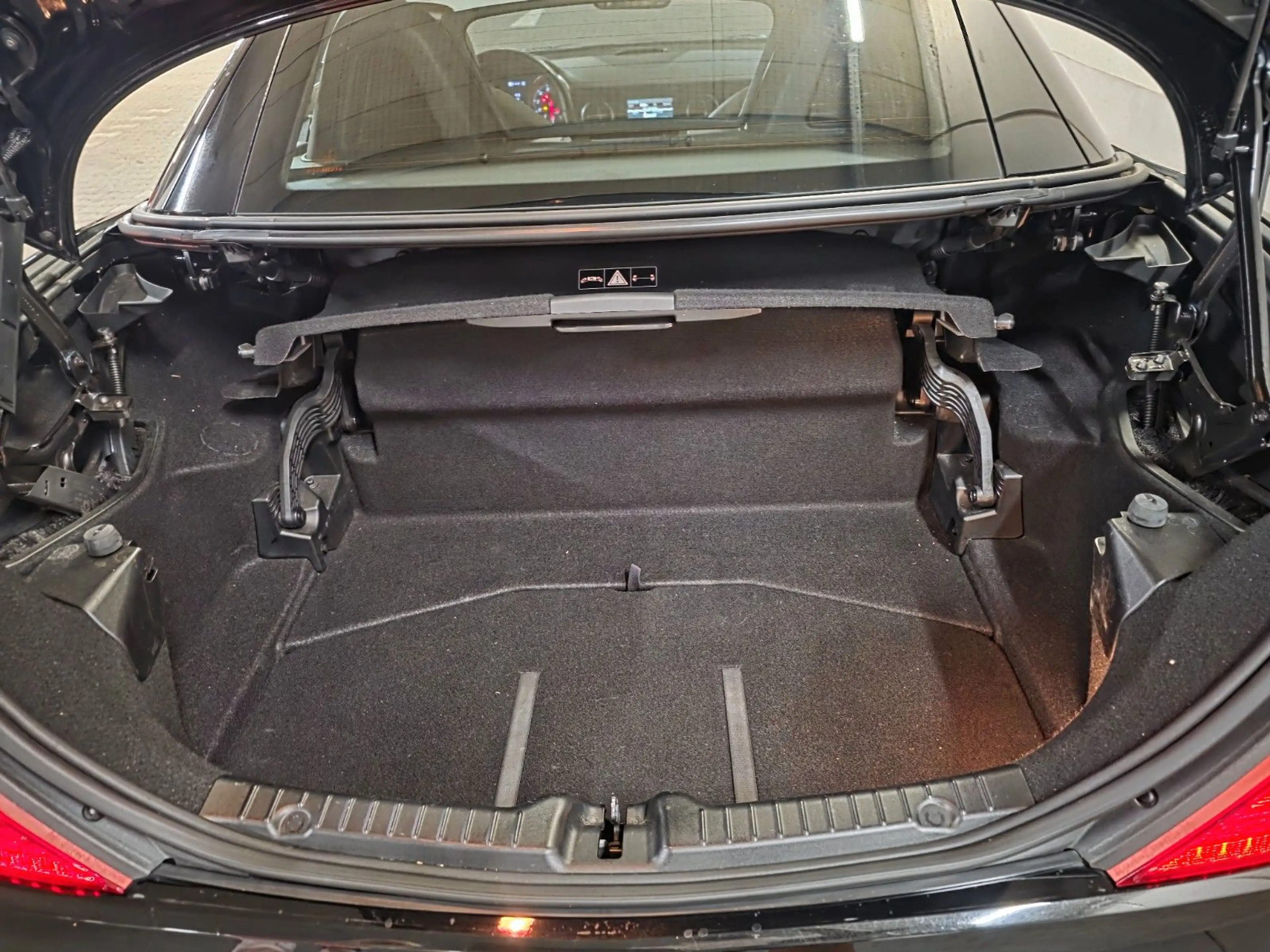 Mercedes-Benz SLK 200 Roadster Automatik Glasdach AirScarf — photo 16
