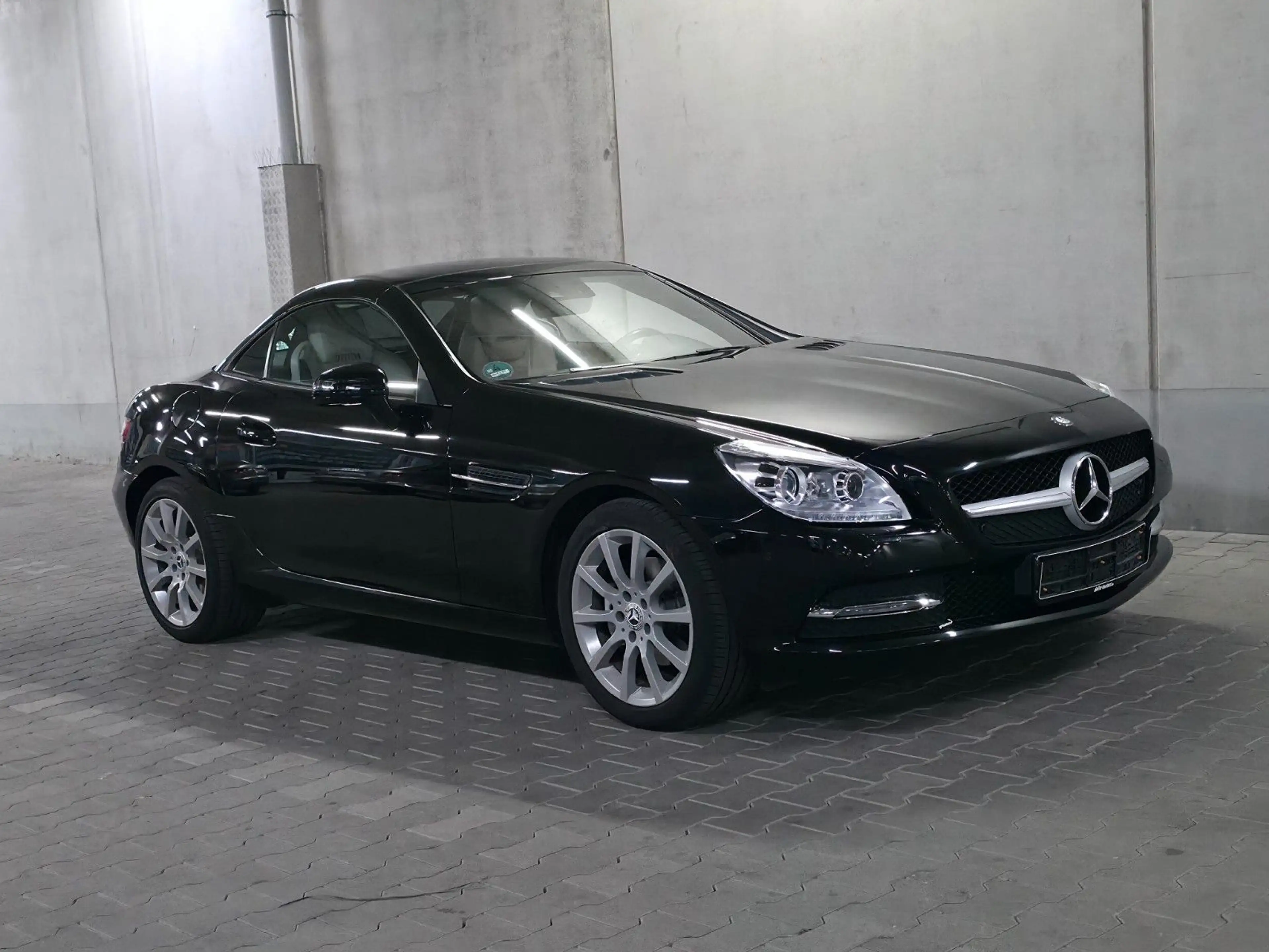Mercedes-Benz SLK 200 Roadster Automatik Glasdach AirScarf — photo 4