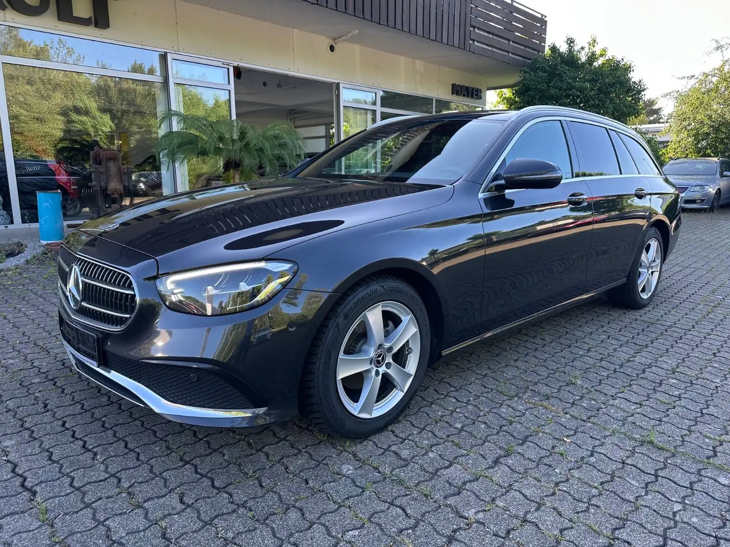 Mercedes-Benz E 220 d*T-Model*Avantgarde*NAVI*LED*EU6dT* Gris - 1
