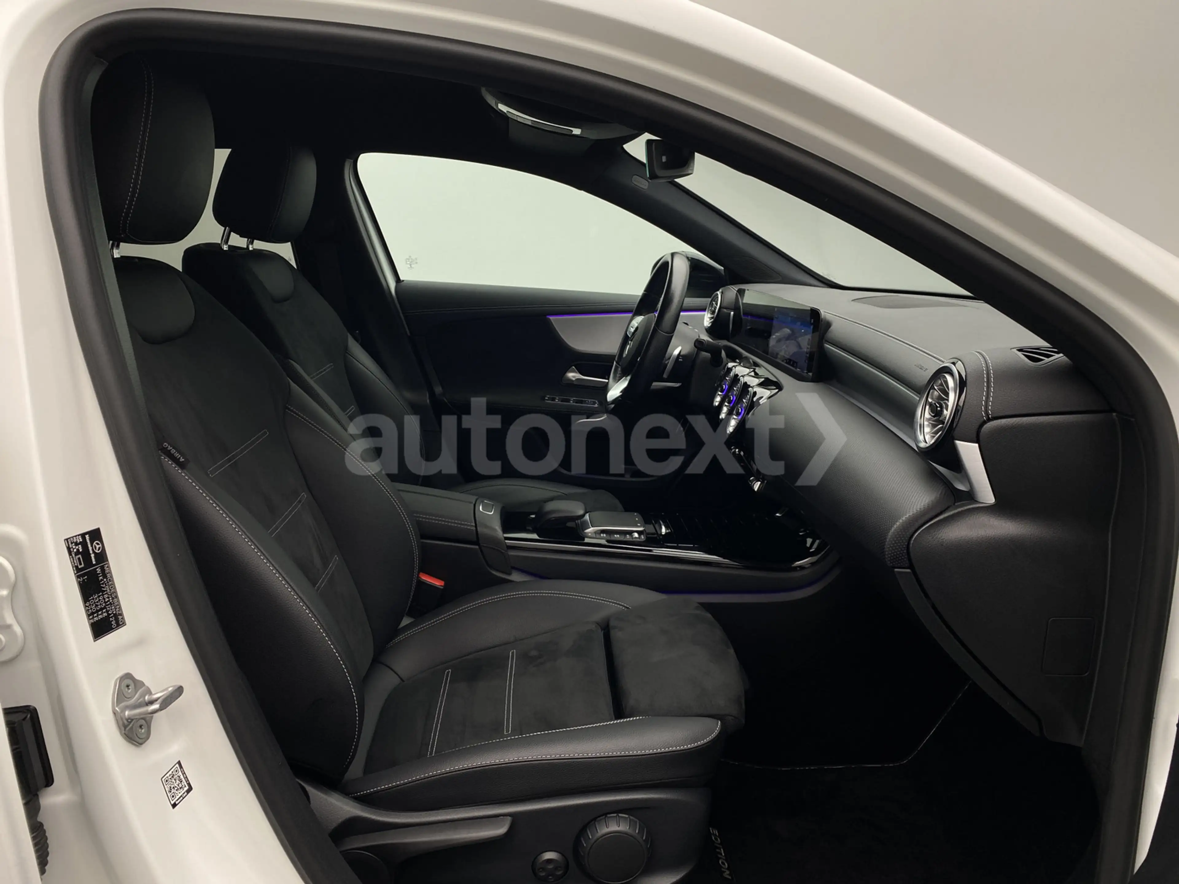 Mercedes-Benz A 180 Limo. *2x AMG Line+Night* Edition 2020 — photo 13