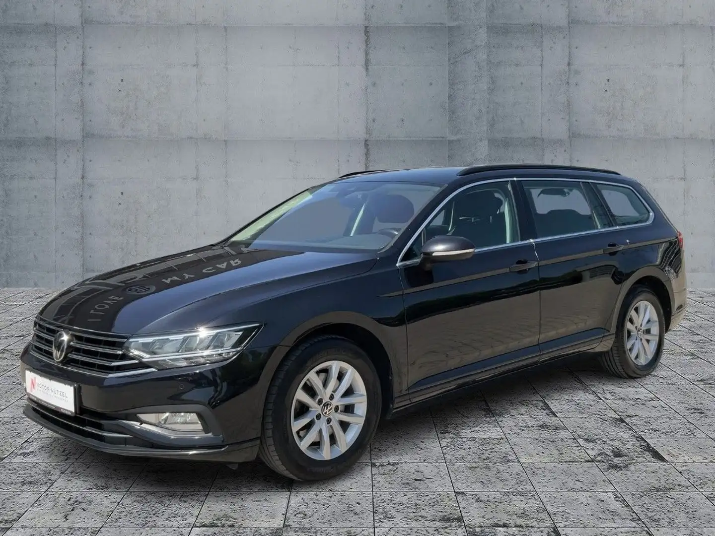 Volkswagen Passat Variant 2.0 TDI BUSINESS LED+NAV+DYNAUDIO Schwarz - 2