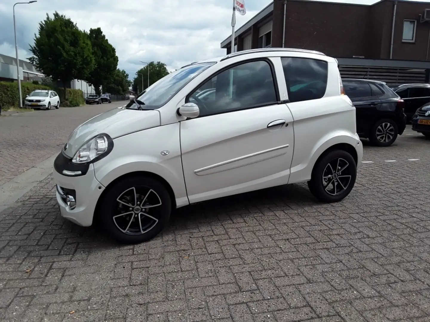 Microcar M.Go DCI PARIS / OPEN DAK Wit - 2