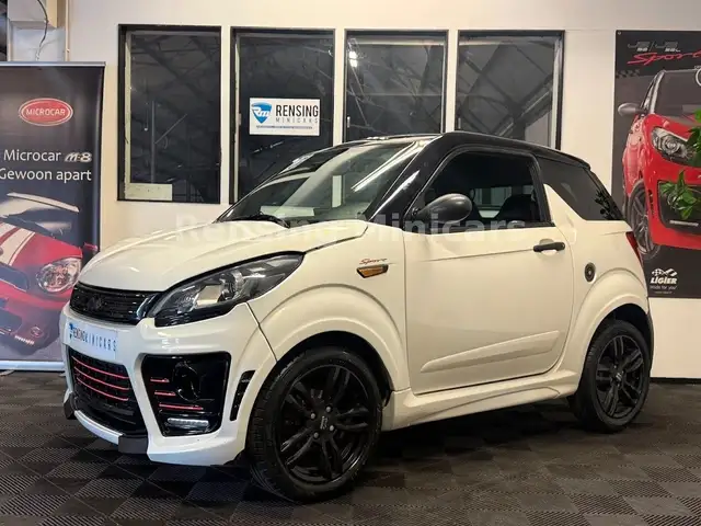 Ligier JS 50 JS50 Klima Apple Carplay Mopedauto Microcar 45KM