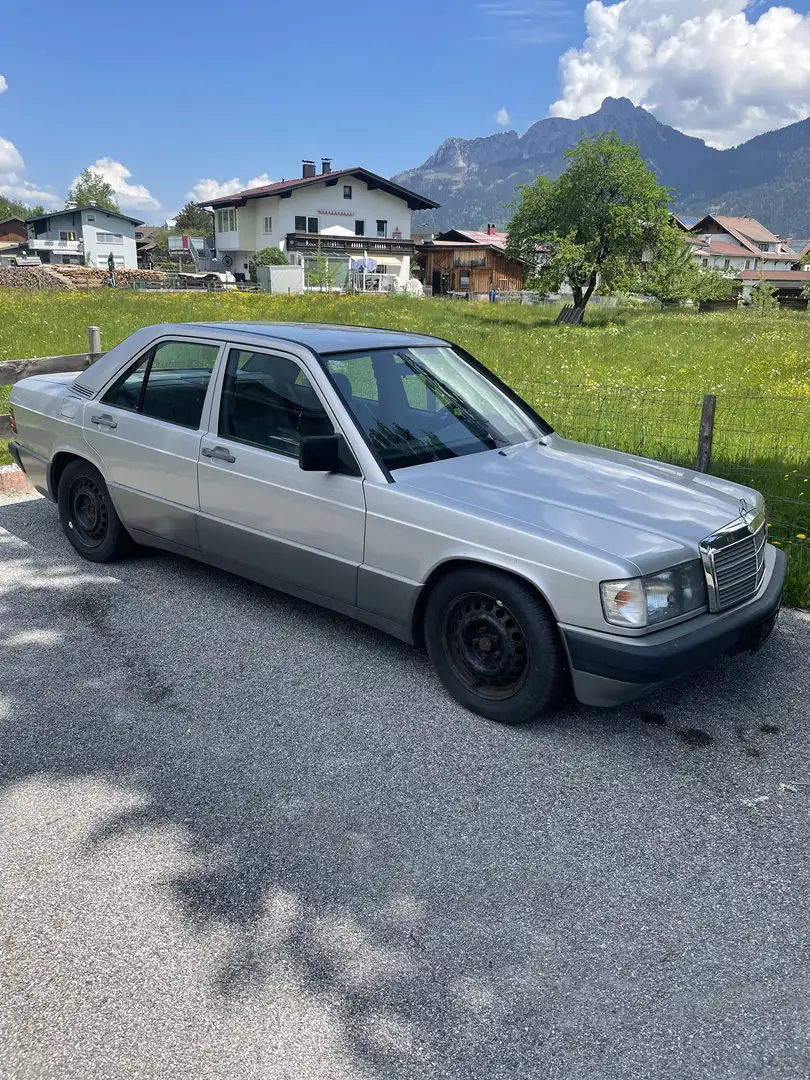 Mercedes-Benz 190 E 2,0 - 1