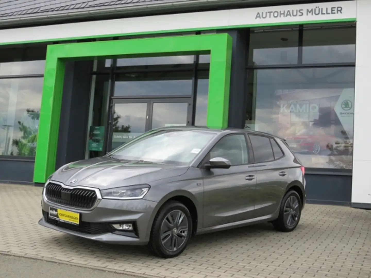 Skoda Fabia Drive 1.0TSI 85kW KESSY beh. LR Grijs - 2