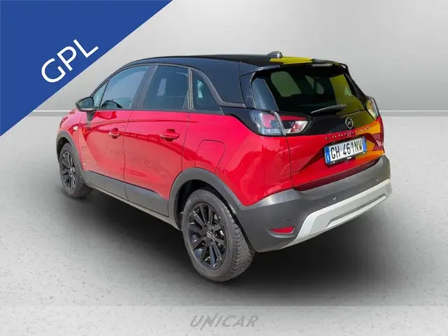 Opel Crossland view 3