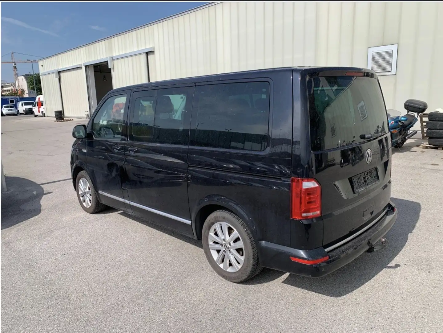 Volkswagen T6.1 Caravelle 2.0Tdi 4motion Highline BMT DSG - 2