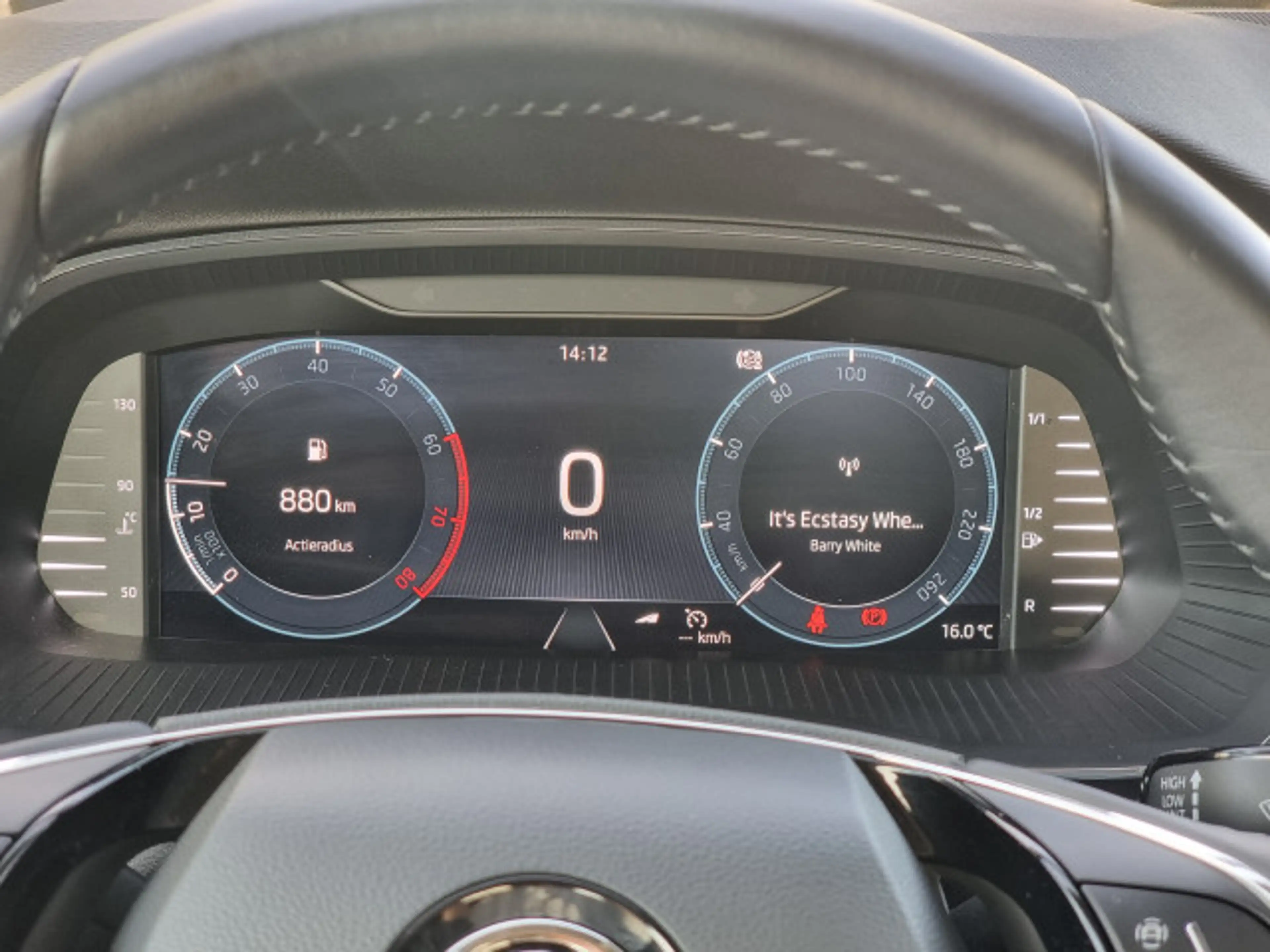 Skoda Octavia 1.0 TSI Business Edition | Apple car play | Androi — photo 10