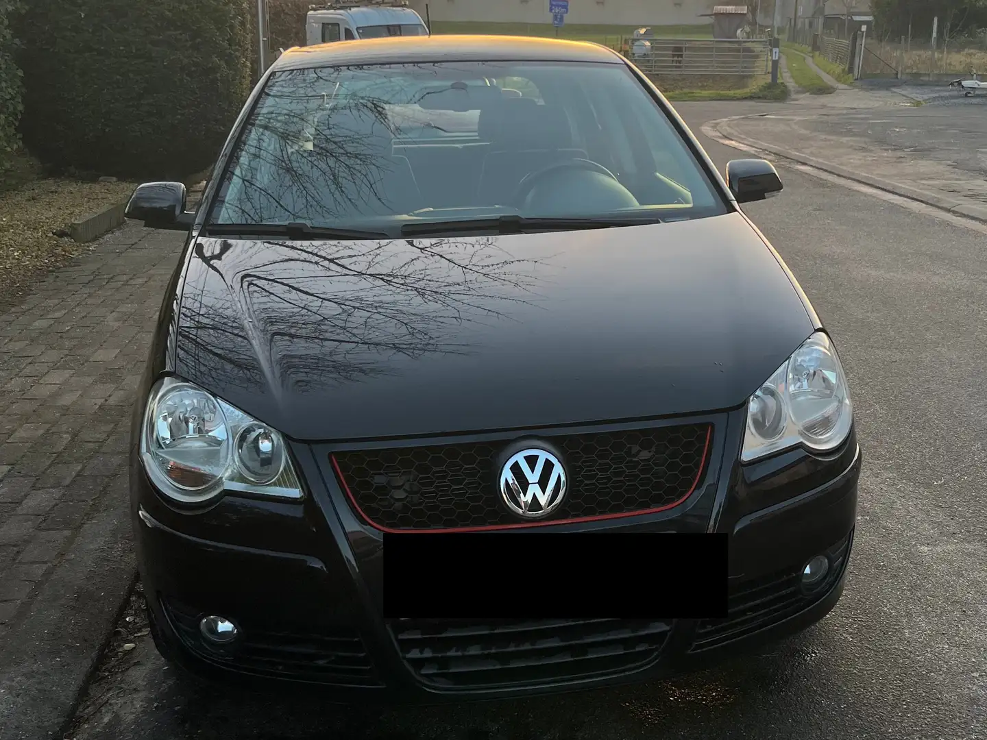 Volkswagen Polo Polo+1.4+FSI+Sportline Zwart - 1