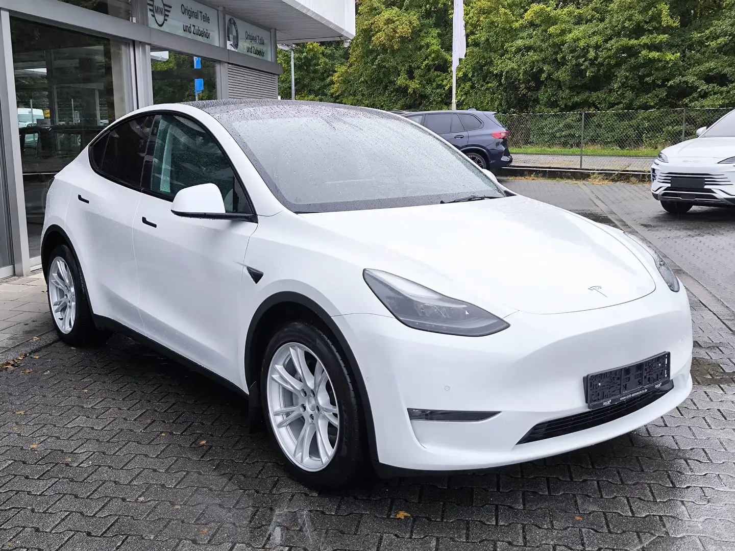 Tesla Model Y LR Dual AWD PANO+STDHZ+NAVI+LED+ACC+AHK+ Blanc - 2
