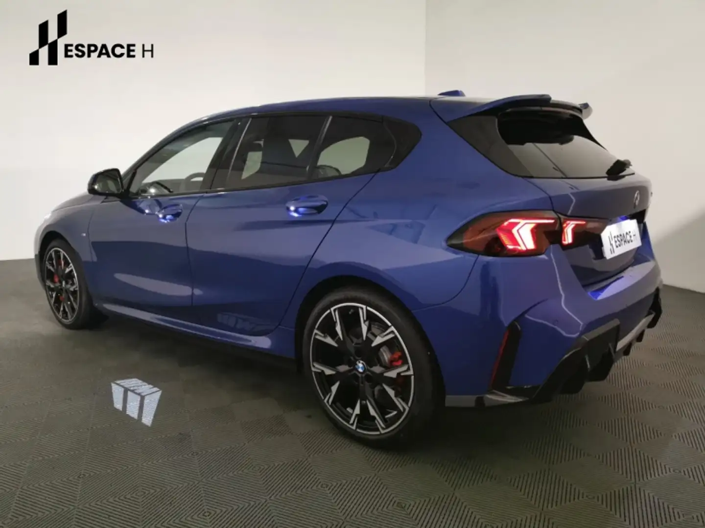 BMW 120 120A 170ch M Sport DKG7 Blauw - 2