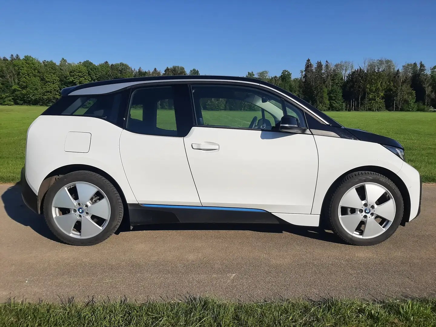 BMW i3 94 AH NAVI SHZ TEMPO KAMERA 1. HAND TOP ZUSTAND Weiß - 2