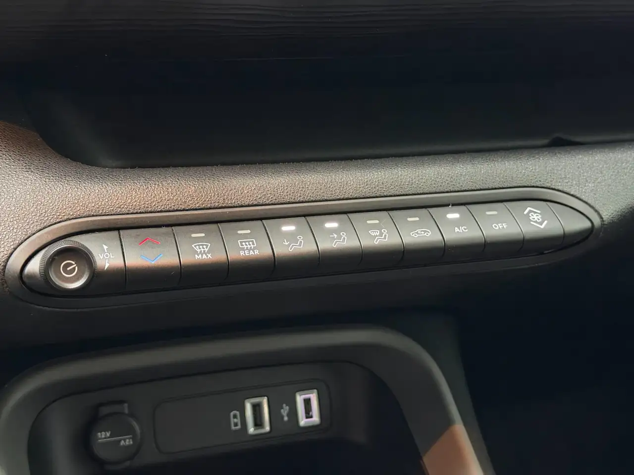 Jeep Avenger 1.2 Longitude - Half leder - Carplay - Clima - Cru 29