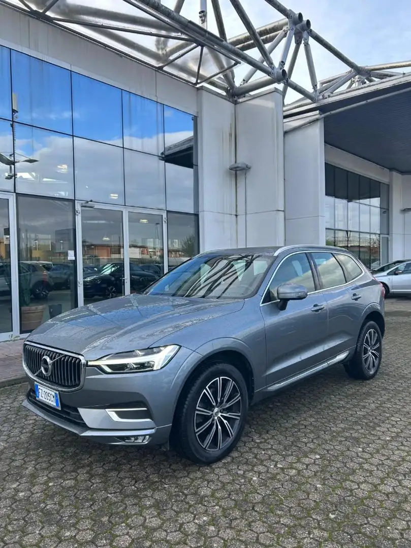 Volvo XC60 B5 AWD Geartronic Inscription Grigio - 2