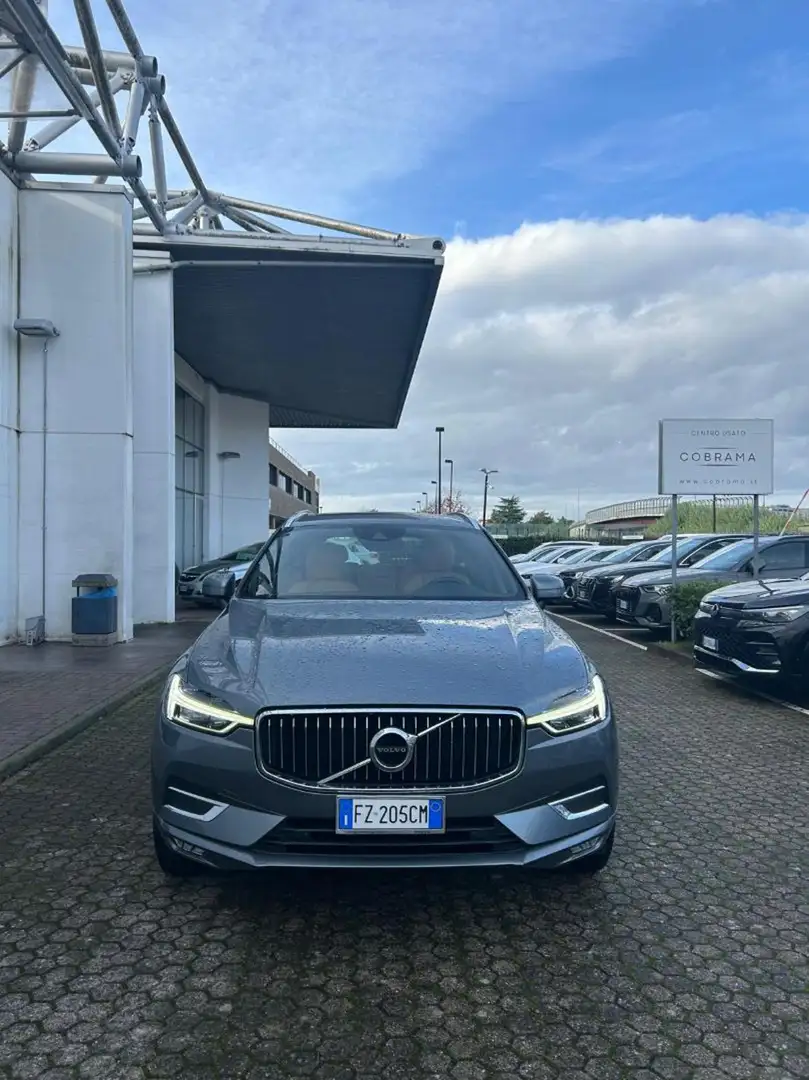 Volvo XC60 B5 AWD Geartronic Inscription Grigio - 1