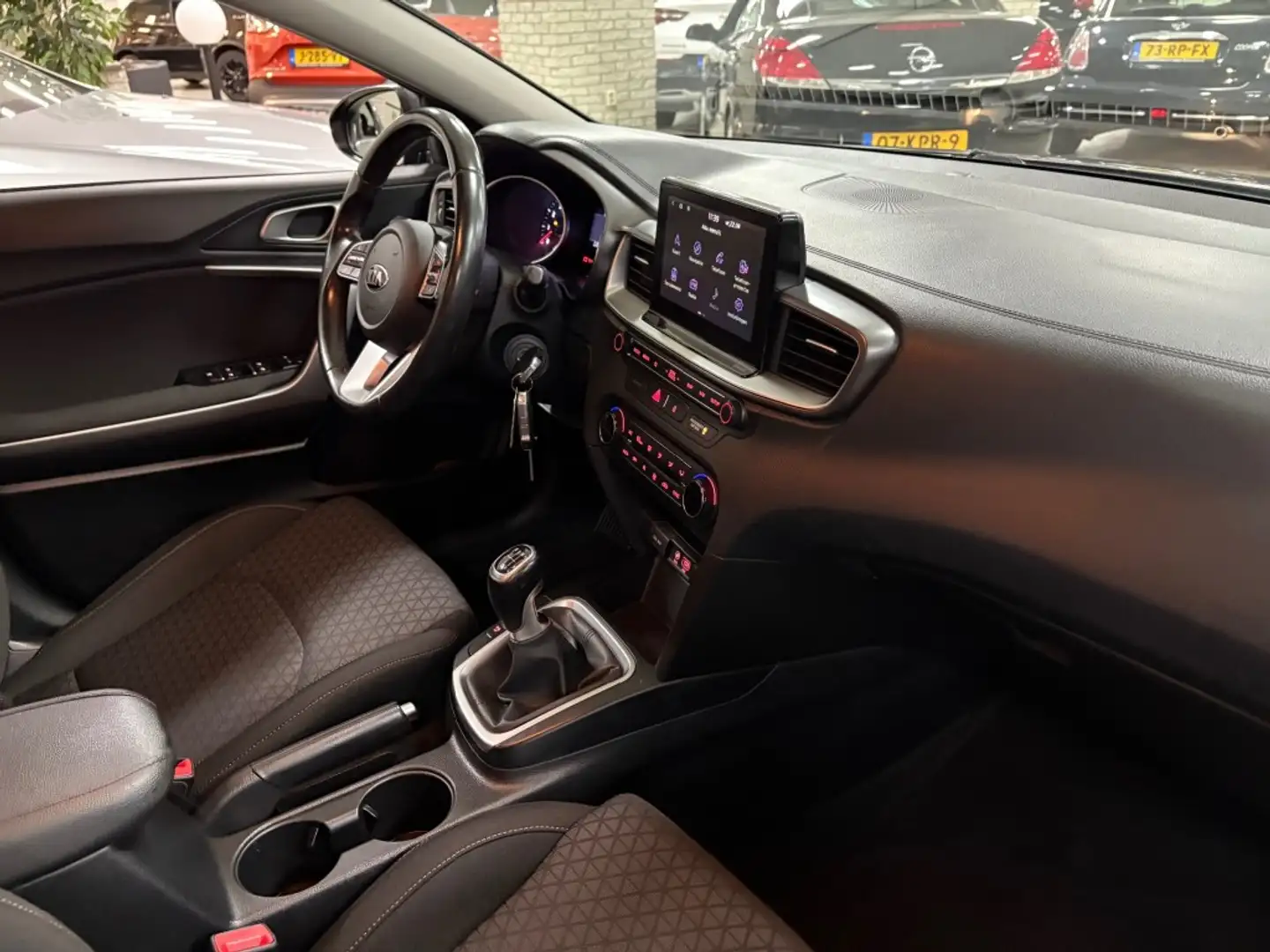 Kia Ceed / cee'd 1.0 T-GDI Navigatie Apple Android Climat Cruise Da Gris - 2