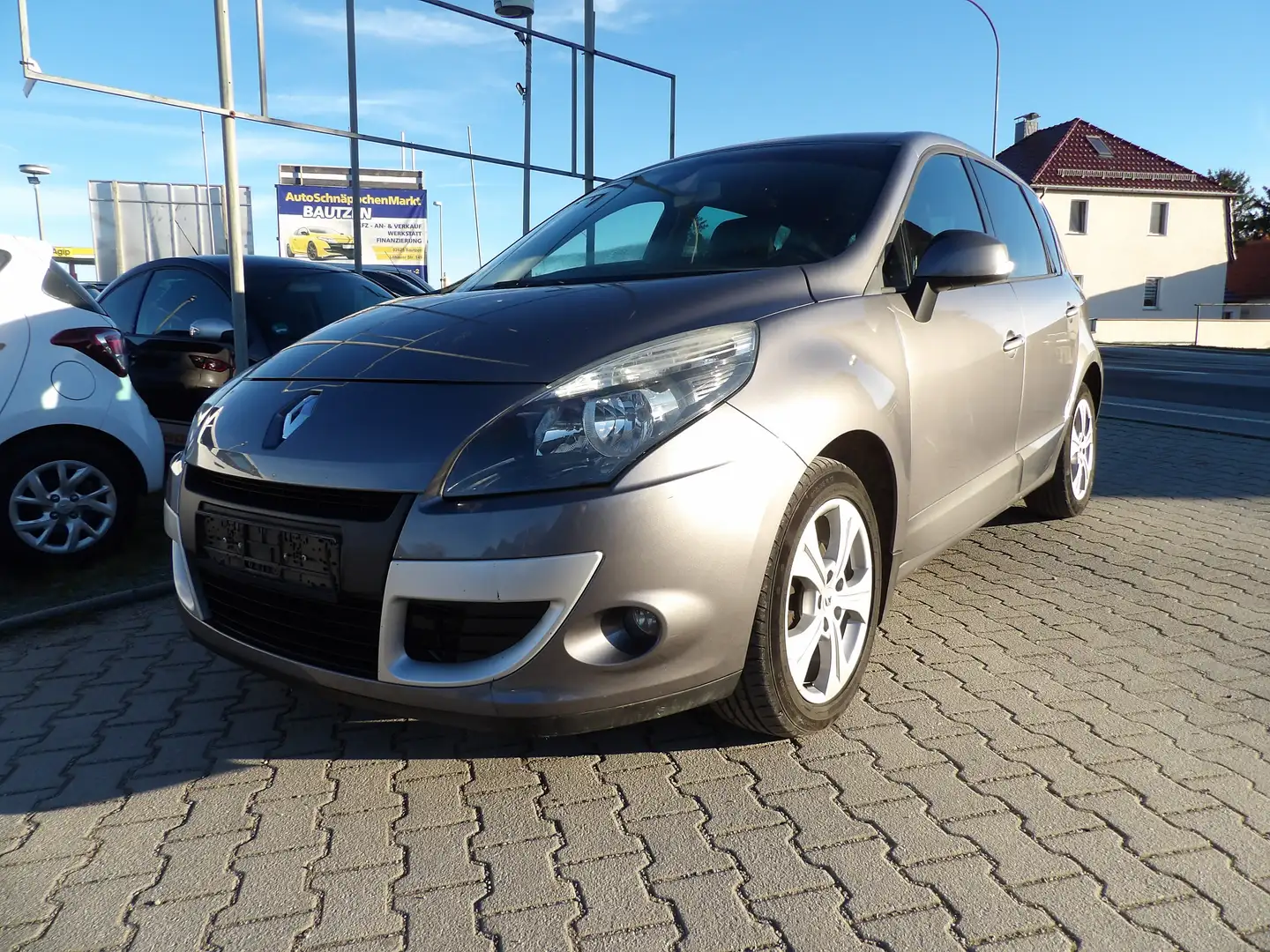 Renault Scenic Dynamique Automatik Klima Alu. Radio HU AU Neu Grau - 1